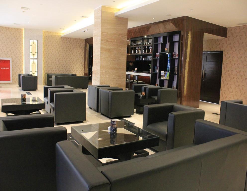 Grand Mercure Solo Baru Surakarta (Solo) Exterior foto
