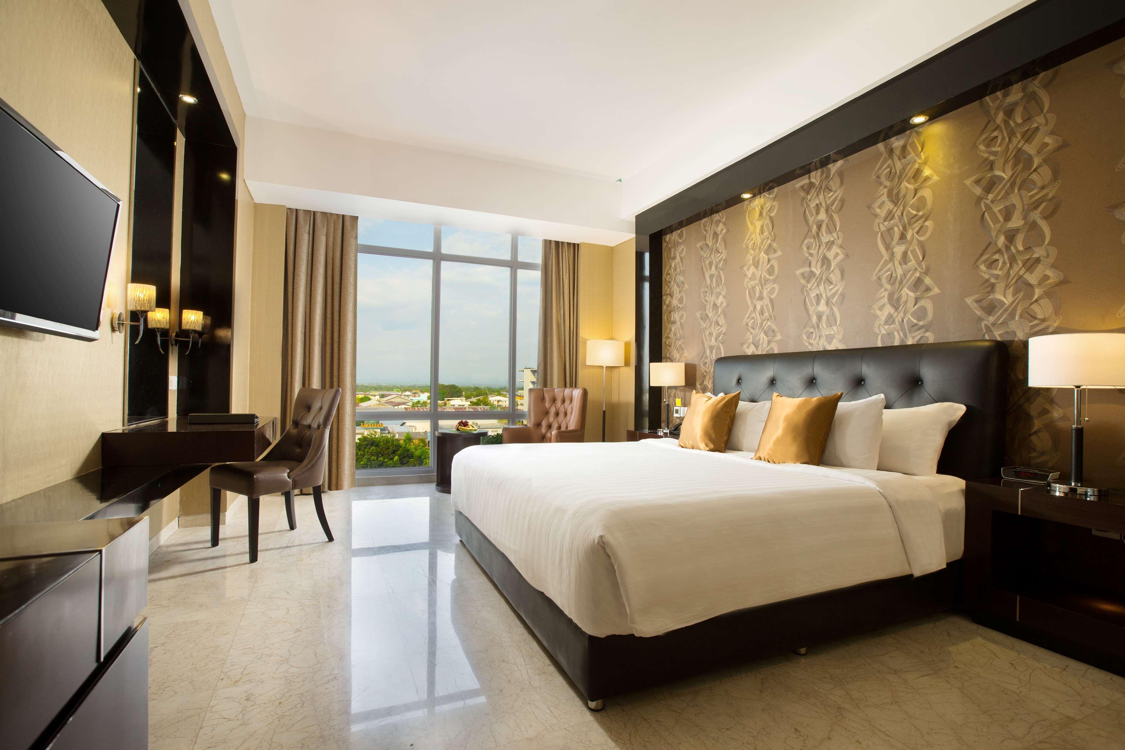 Grand Mercure Solo Baru Surakarta (Solo) Exterior foto