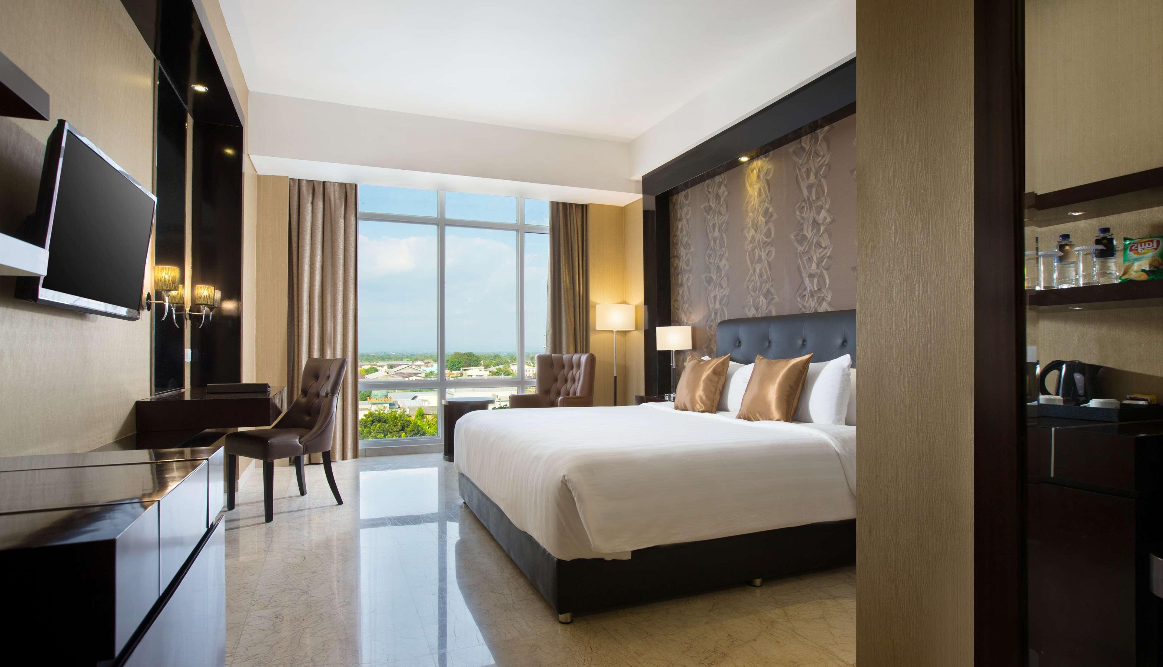 Grand Mercure Solo Baru Surakarta (Solo) Exterior foto