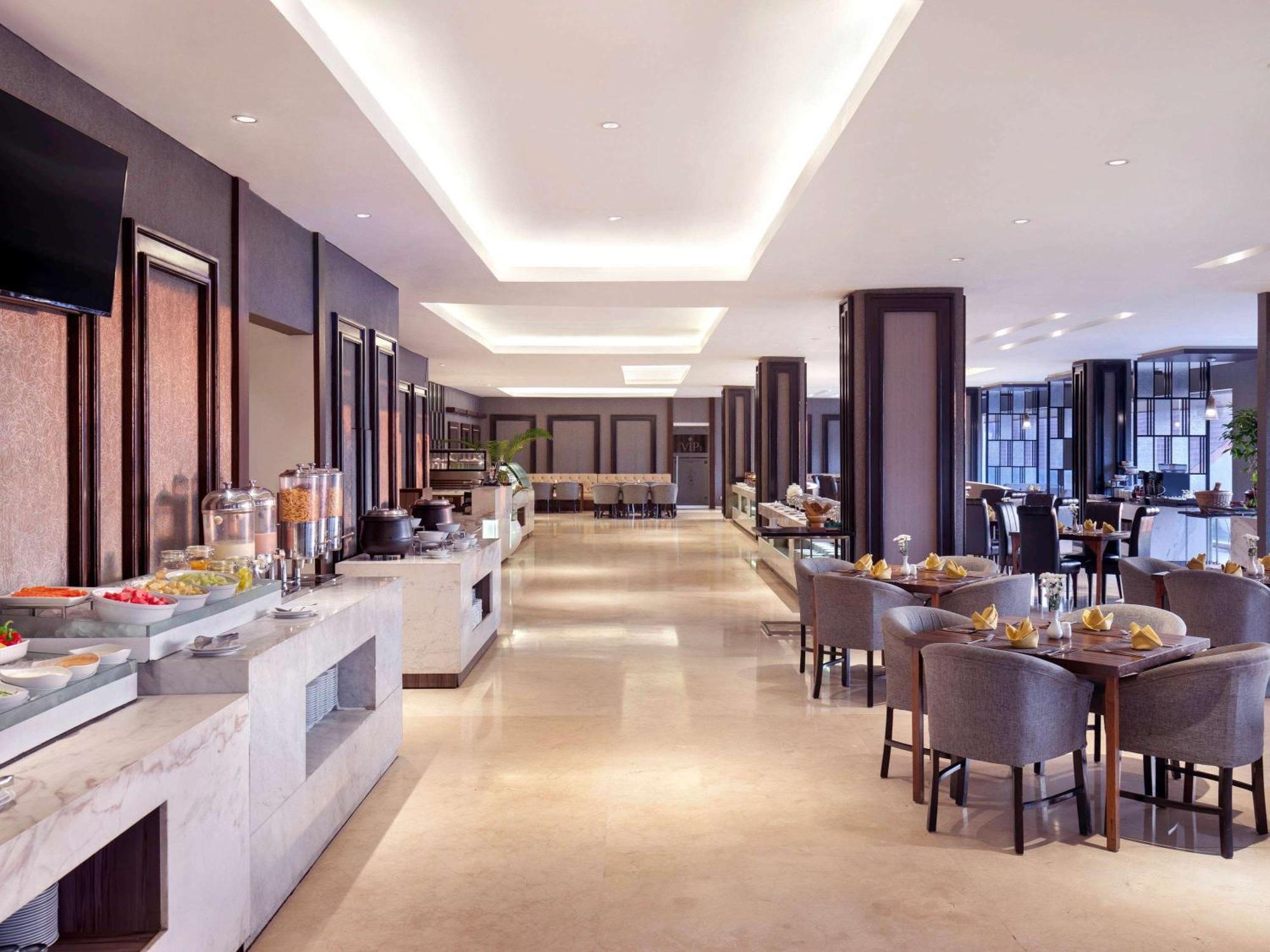 Grand Mercure Solo Baru Surakarta (Solo) Exterior foto
