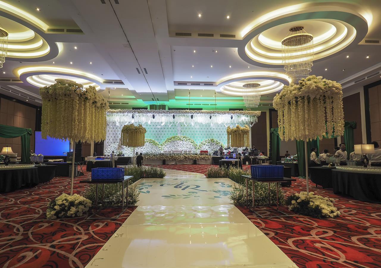 Grand Mercure Solo Baru Surakarta (Solo) Exterior foto